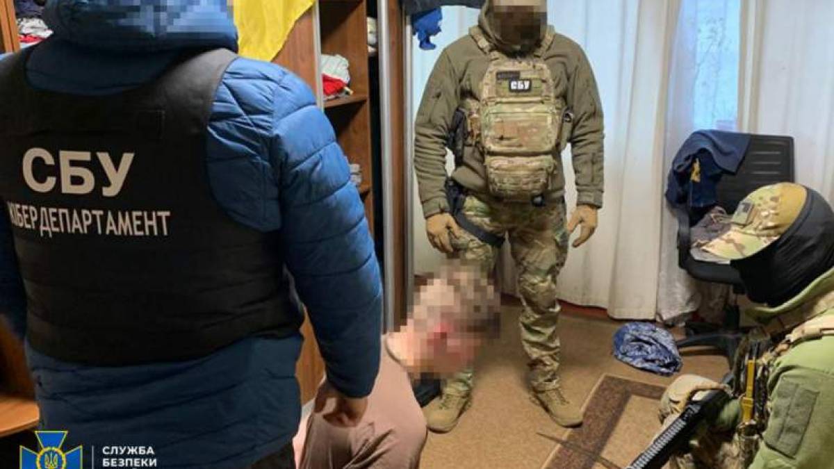 На Київщині СБУ затримала «крота» фсб, який намагався влаштуватися до поліції