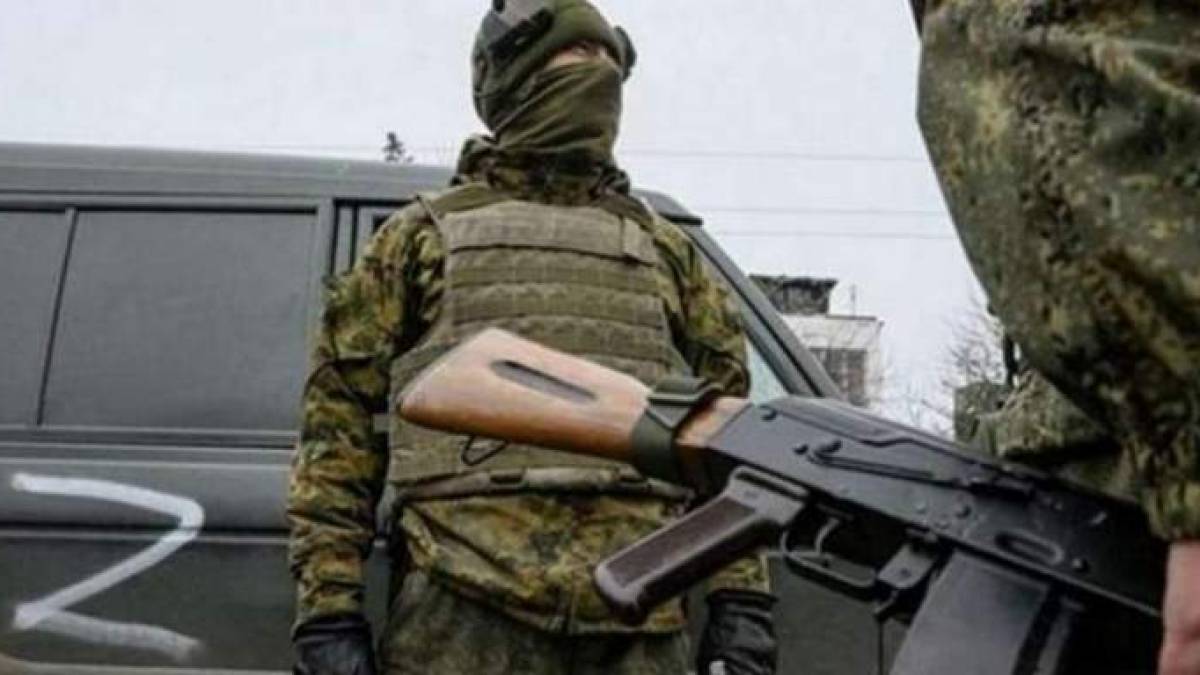 У Запорізьку область рашисти привезли прах Суворова… і потрапили з ним під удар ЗСУ