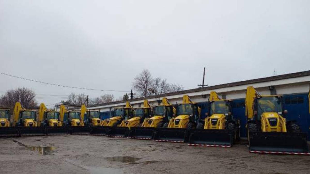 Японія передала Україні техніку для меліоративних робіт