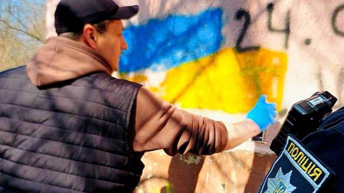 Небайдужі запоріжці продовжують знищувати нарко-графіті (фото)