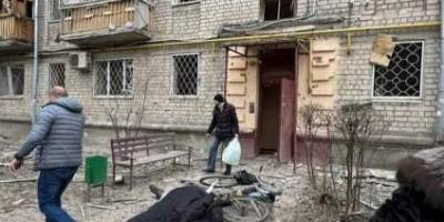 Продовжуючи терор мирного населення України, рашизоїди б’ють по по житловим районам