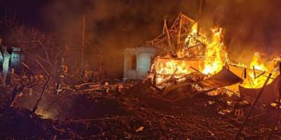 У Запоріжжі рятувальники ліквідували наслідки російських обстрілів