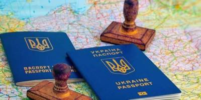 З 1 квітня оформити  закордонний паспорт буде дорожче
