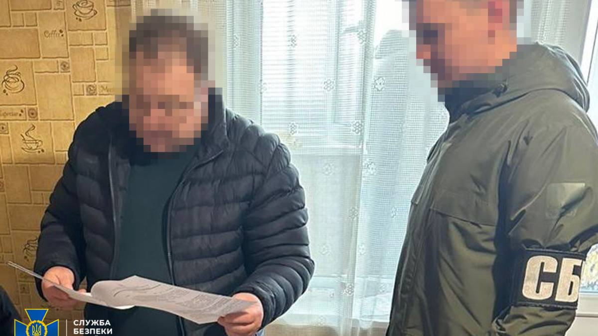 У Києві СБУ затримала власника підприємств у Бердянську, який постачав рашистам будматеріали для виробництва «зубів дракона»