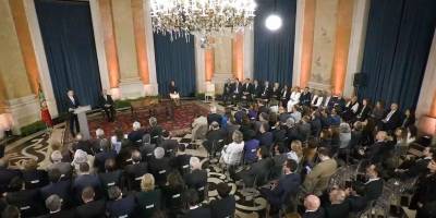 Новий уряд Португалії склав присягу