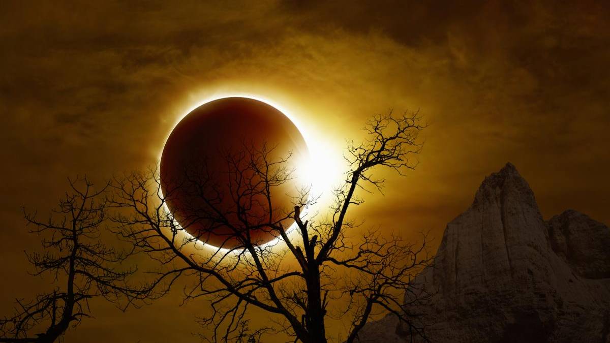 Сонячне затемнення 8 квітня 2024 року: що на нас чекає в цей час