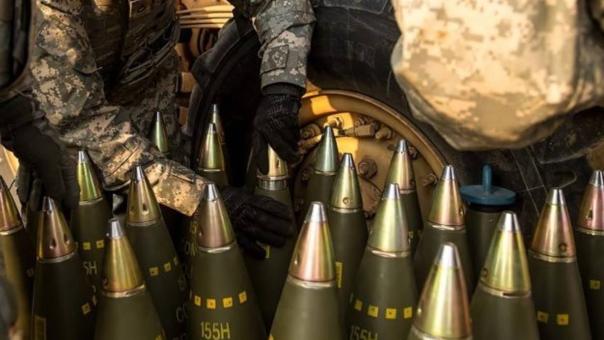 Німеччина передала Україні нову допомогу: снаряди, БПЛА і машили для розмінування