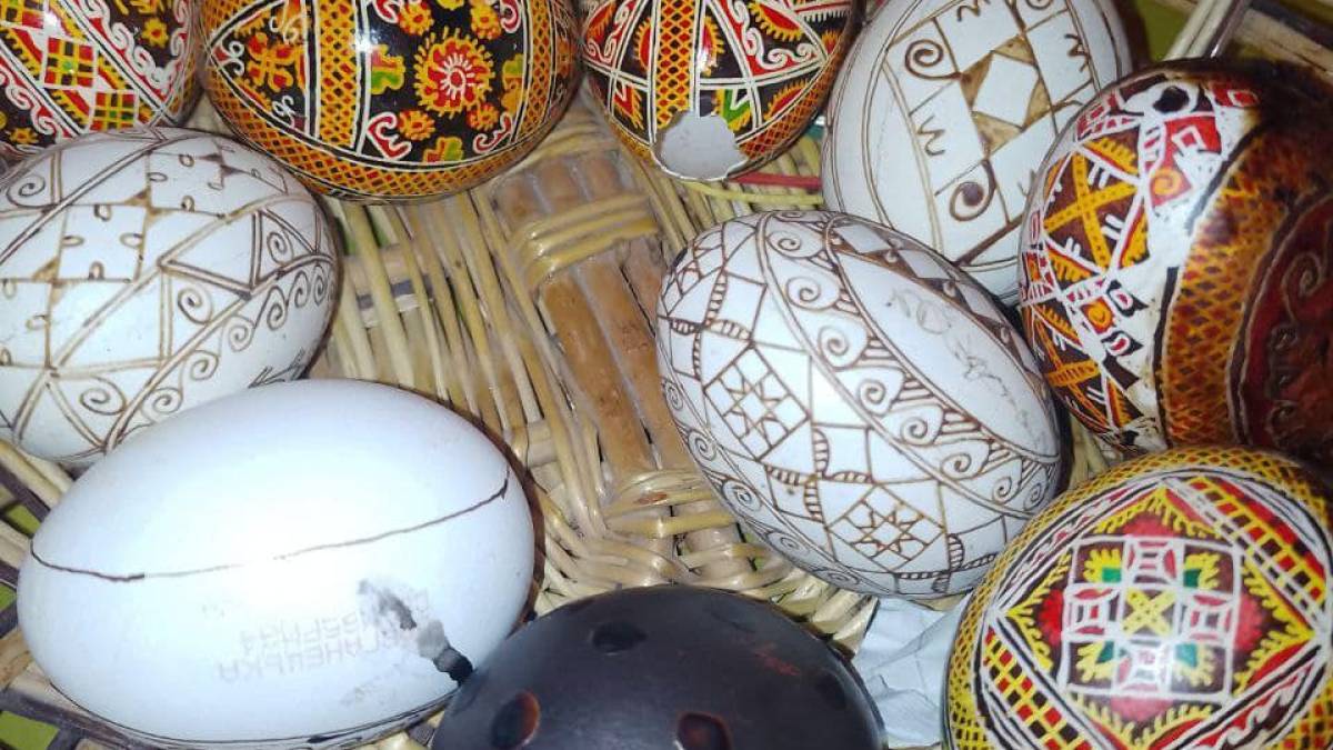 На майстер-клас писанкарства запросили жінок, які зазнали втрат на війні