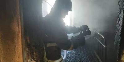 Запорізькі рятувальники ліквідують наслідки ворожих обстрілів