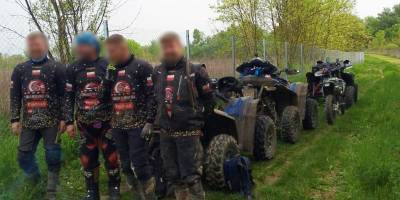 В Україну  заїхали поляки на квадроциклах: заблукали на шляху до Стамбула
