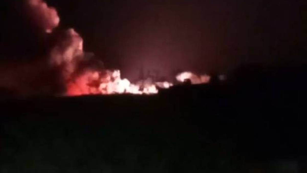 У Джанкої потужні вибухи на військовому аеродромі (подробиці, відео)