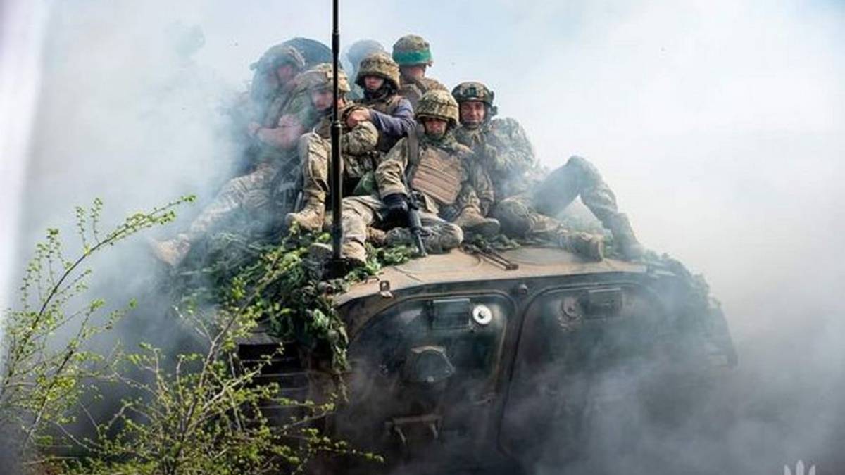 На Оріхівському напрямку ворог 3 рази атакував позиції наших захисників: Генштаб ЗСУ