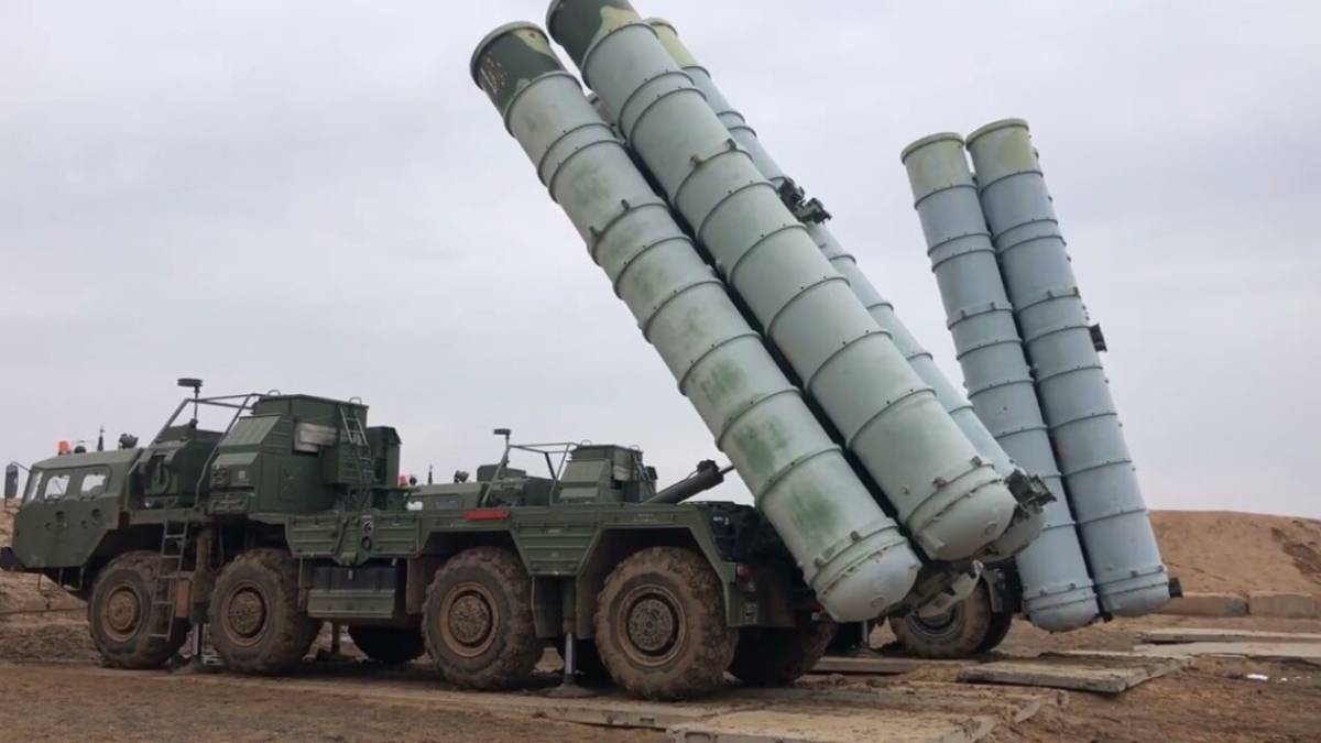 Офіційно. Удар по військовому аеродрому у Джанкої: в ГУР назвали втрати росіян у озброєнні