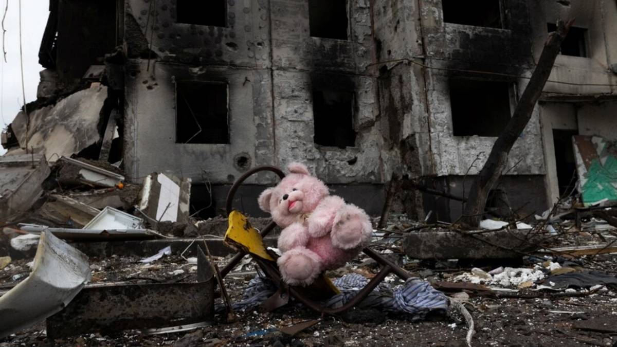 В Україні розслідують близько 3800 злочинів, вчинених окупантами проти дітей – Лубінець