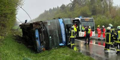 У Німеччині перекинувся автобус зі школярами, майже 30 постраждалих