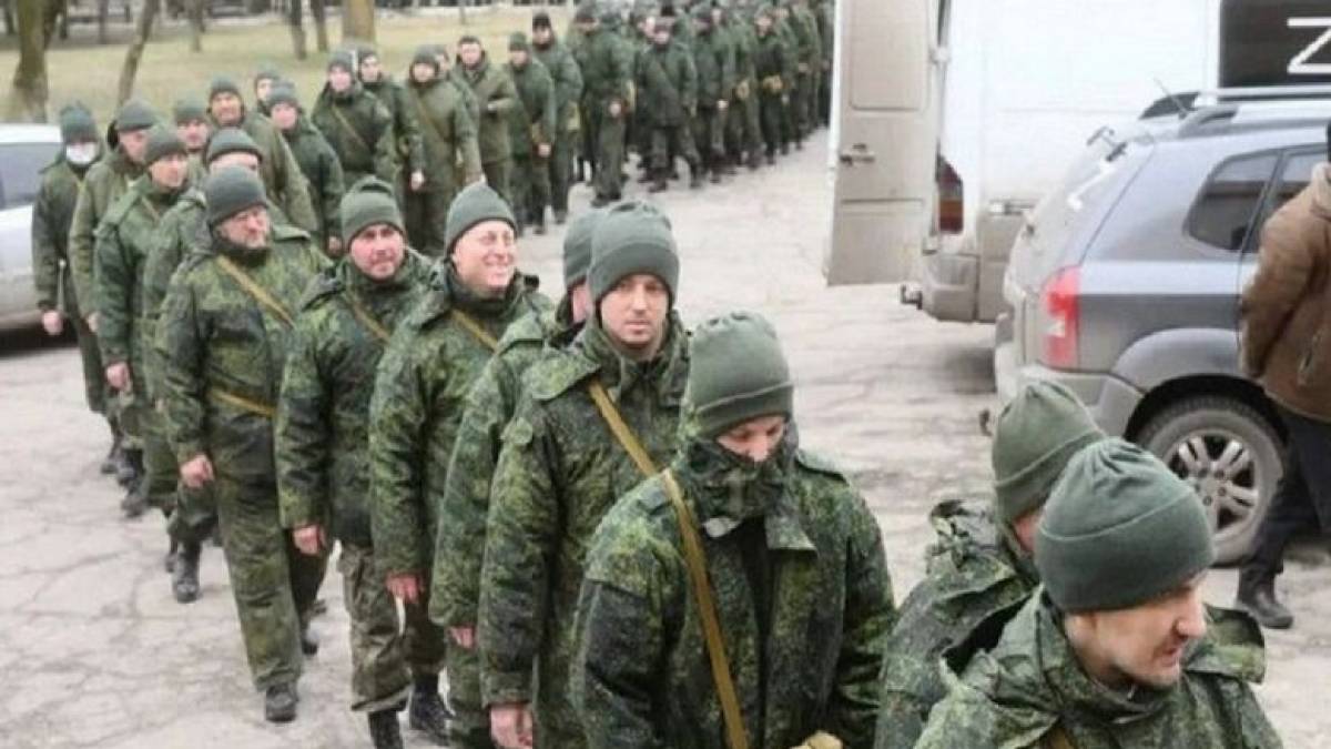 На захоплених територіях Запорізької області почався призов до окупаційної армії