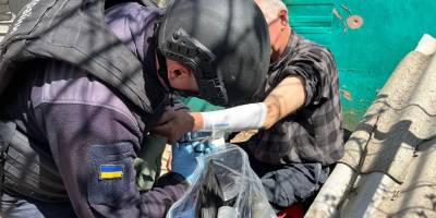 На Запоріжжі рятувальники гасили пожежі та ліквідували наслідки ворожих обстрілів