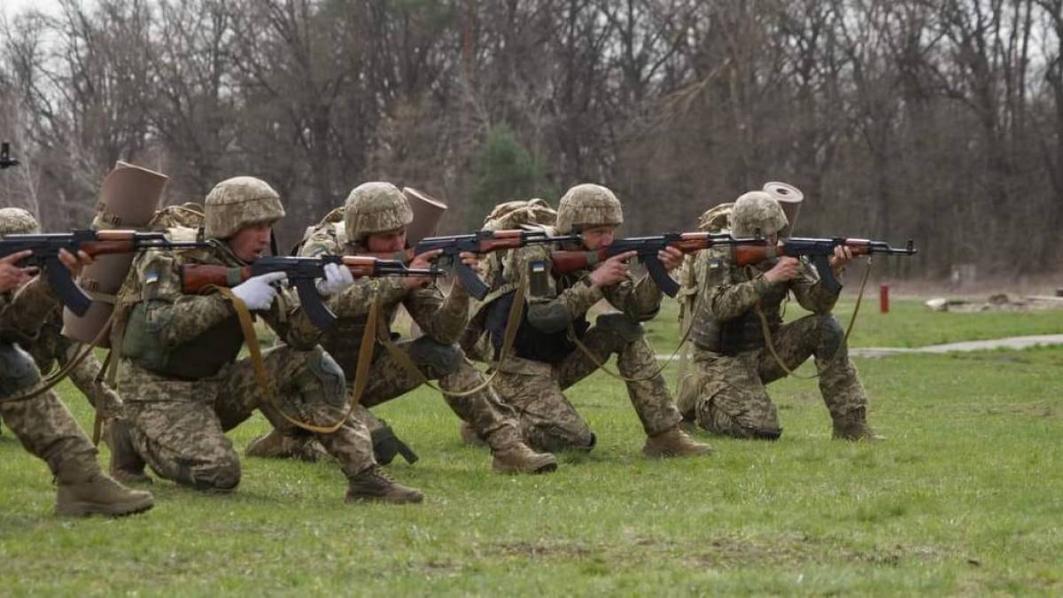 На Оріхівському напрямку ворог атакував позиції наших захисників за підтримки авіації: Генштаб ЗСУ