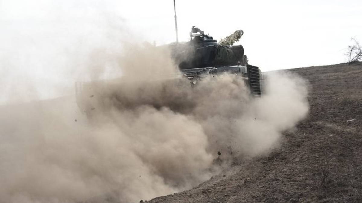 Генштаб ЗСУ – про орієнтовні втрати ворога на 25 квітня: 462980 (+1040) осіб, 11836 (+28) артсистем, 15949 (+57) автотехніки