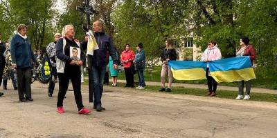На Запоріжжі провели в останню путь загиблого героя – 33-річного Дмитра Тімакова