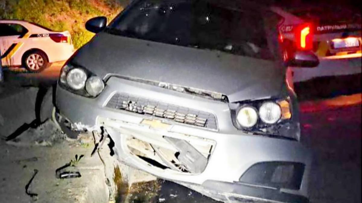 Водій напідпитку скоїв ДТП в комендантську годину