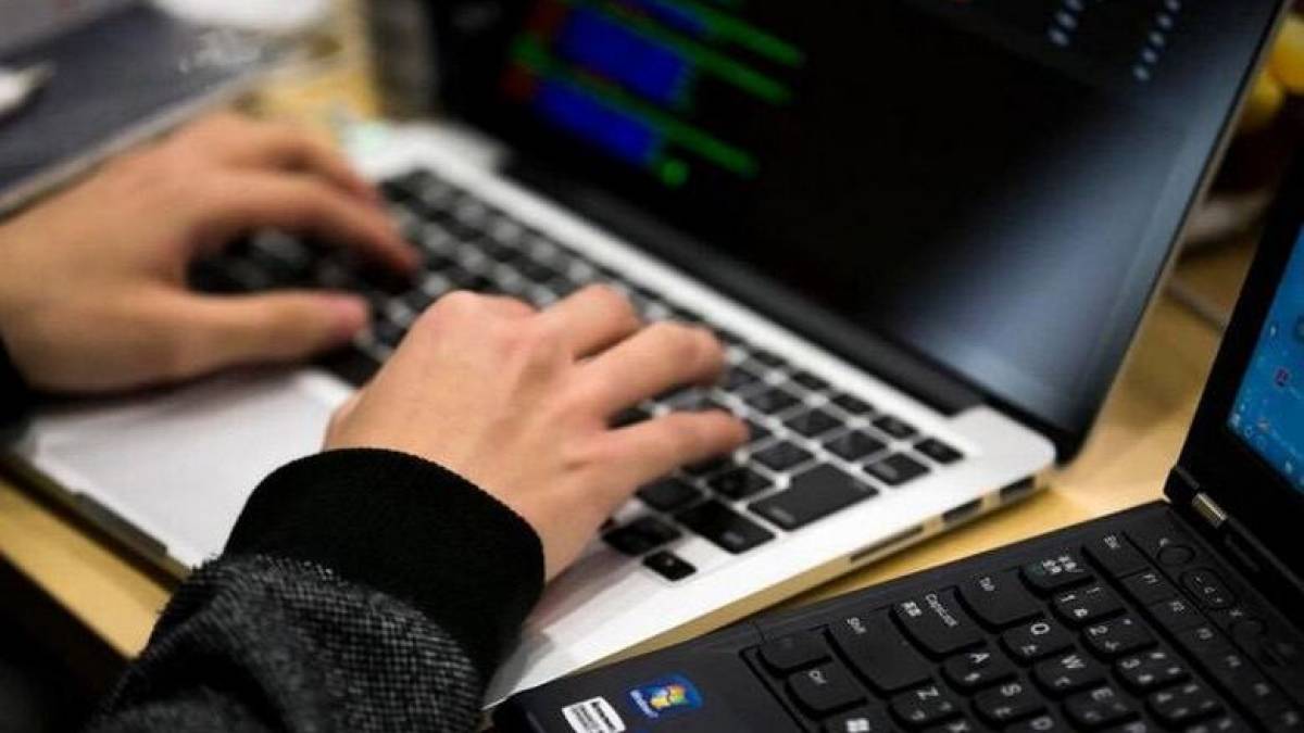 У Бердянську рашисти заарештували на 10 діб місцевого мешканця за фото у соцмережах