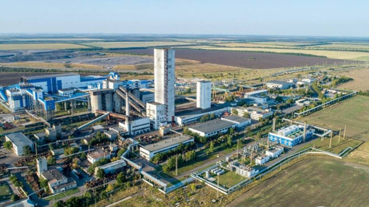Українські шахтарі видобувають вугілля за 40 км від лінії фронту – The Irish Times