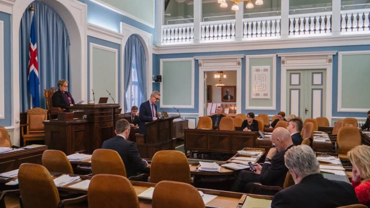 Парламент Ісландії ухвалив резолюцію про довгострокову підтримку України