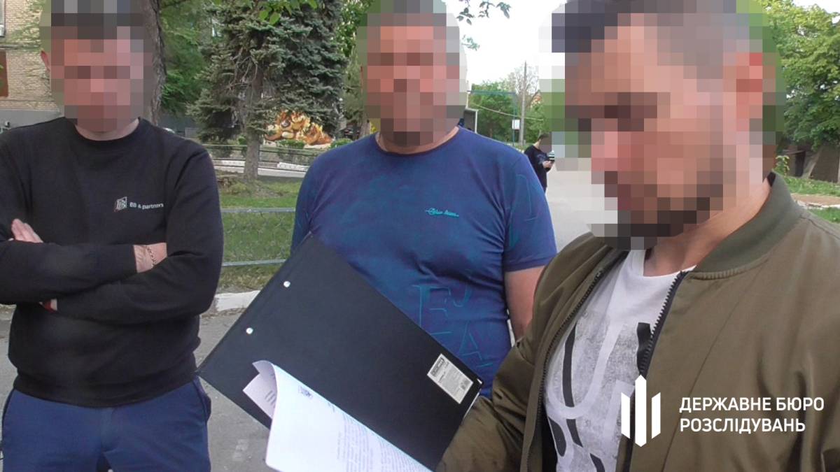 У Запоріжжі правоохоронець вимагав 100 тисяч гривень від військового
