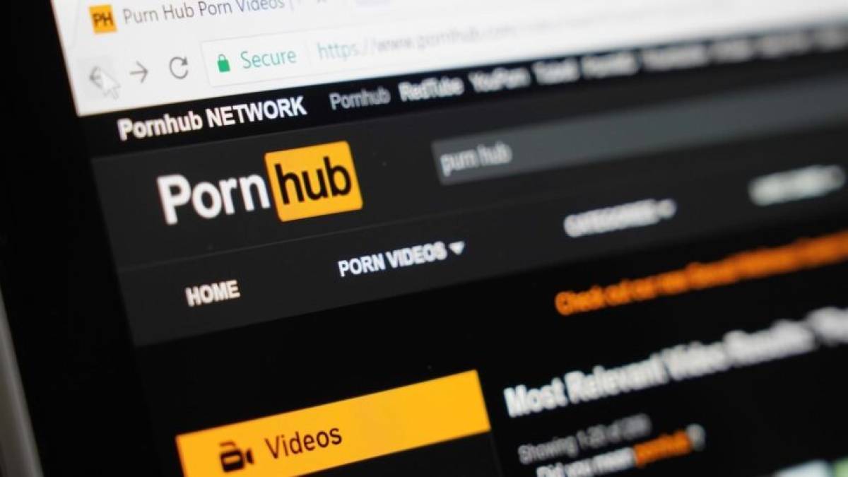 Обережно: сервіс PornHub зареєструвався платником ПДВ в Україні