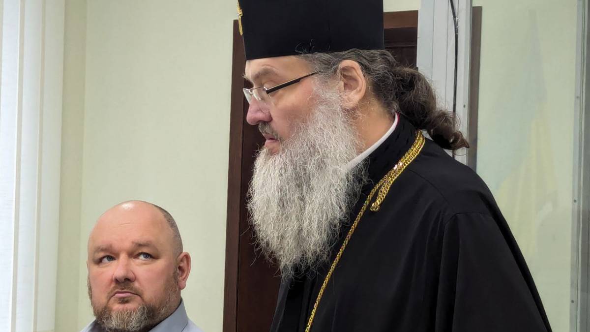 Суд відправив митрополита УМЦ (МП) Луку під нічний домашній арешт