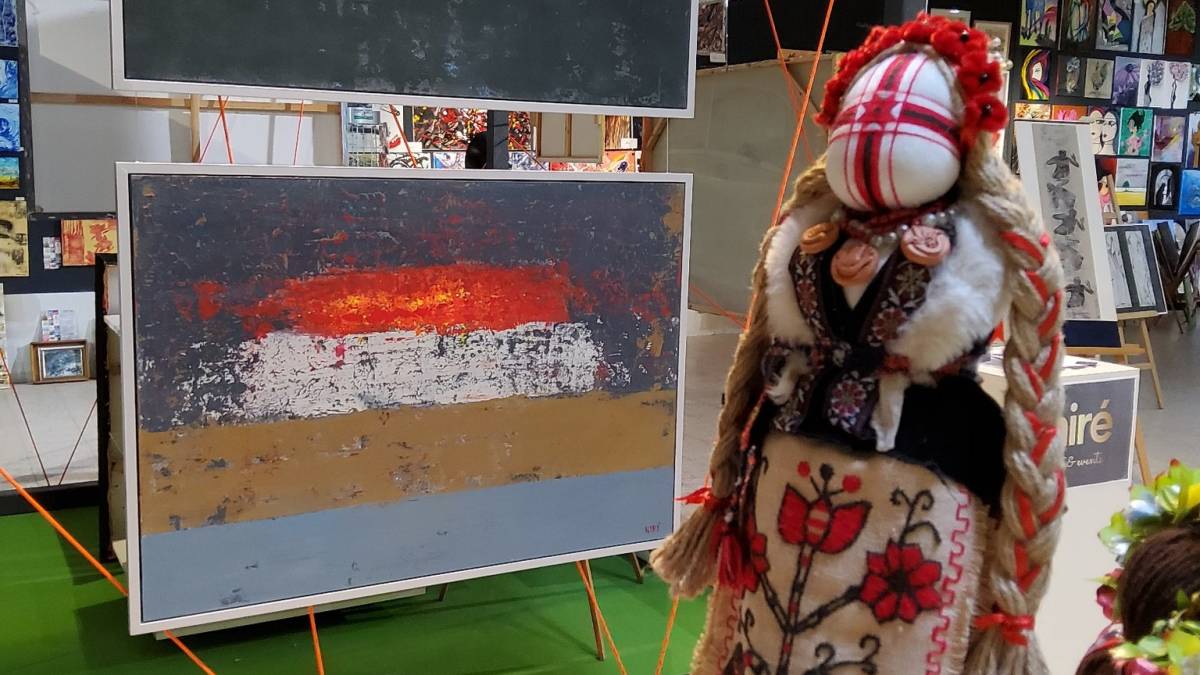Виставка Friedlicher Frühling in der Ukraine: українські ляльки, створені за мирних часів