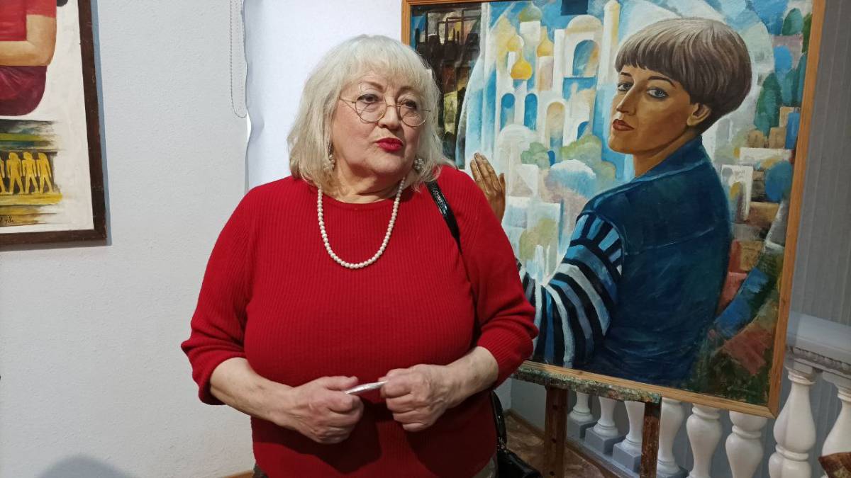 Художній музей запрошує на зустріч із Валентиною Чікіною посеред її картин