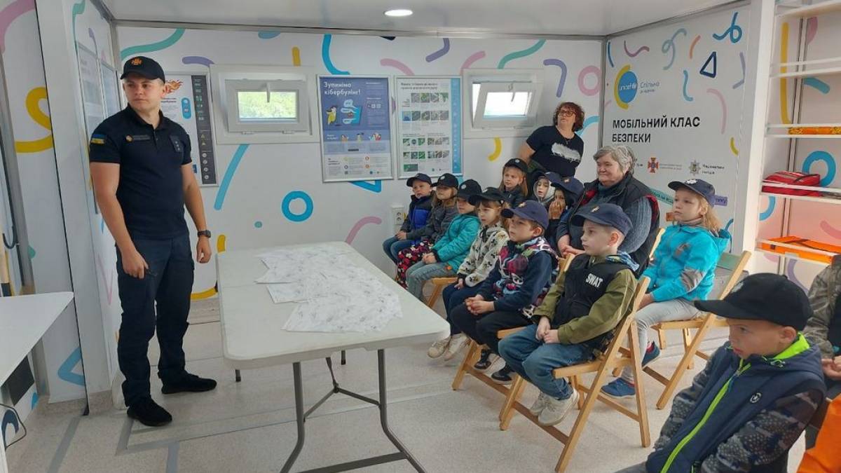 На Запоріжжі протягом семи місяців діє пересувний мобільний клас безпеки
