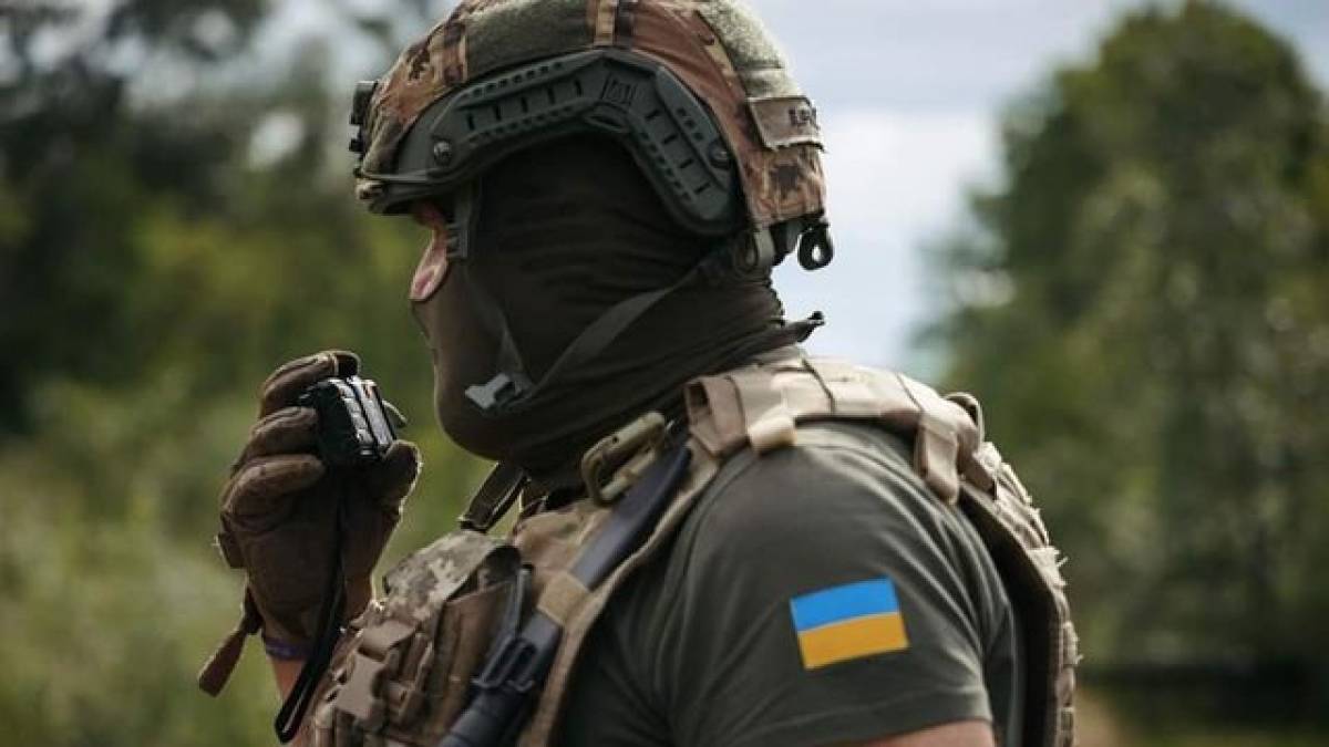Шмигаль повідомив, коли почнуть виплати бійцям ₴70 тисяч