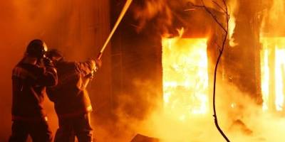 У Запоріжжі горів будинок: 4 людей потрапили в лікарню