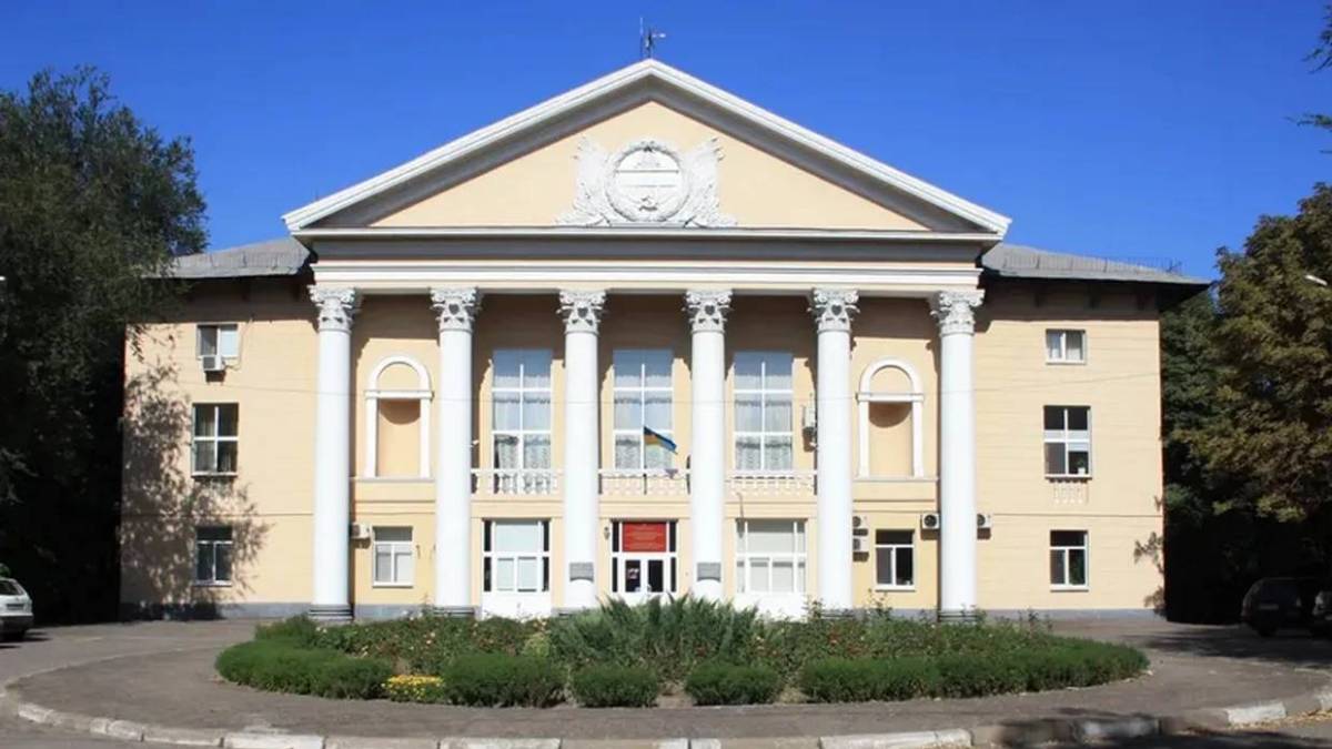 У Запоріжжі бізнесмен Макс Поляков купив колишній Будинок культури