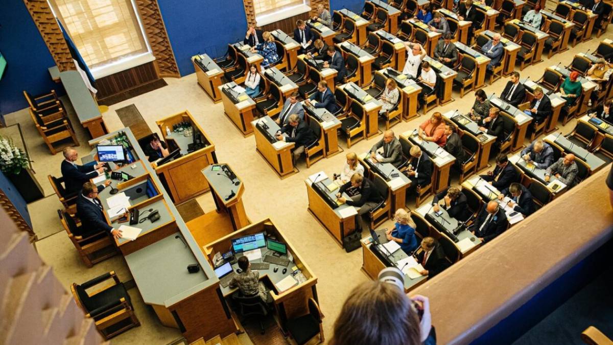 Парламент Естонії ухвалив закон про використання заморожених росактивів на користь України