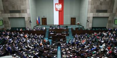 Сейм Польщі схвалив зміни правил допомоги українським біженцям
