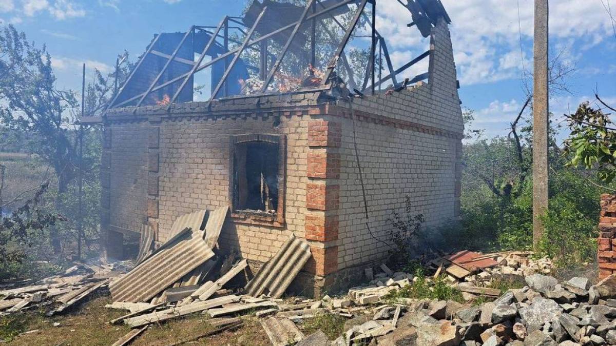 Окупанти 438 разів ударили по Запорізькій області: надійшло 4 повідомлення про руйнування