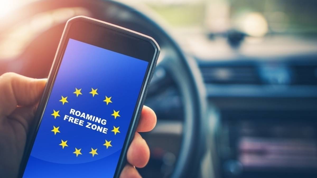 Рада ухвалила законопроєкт про єдину роумінгову зону з ЄС:  що це означає