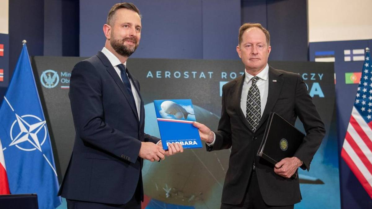 Польща купує у США чотири розвідувальні аеростати — контракт підписано