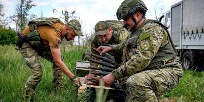 Запорізькі вибухотехніки щодня знищують нездетоновані боєприпаси (фото)