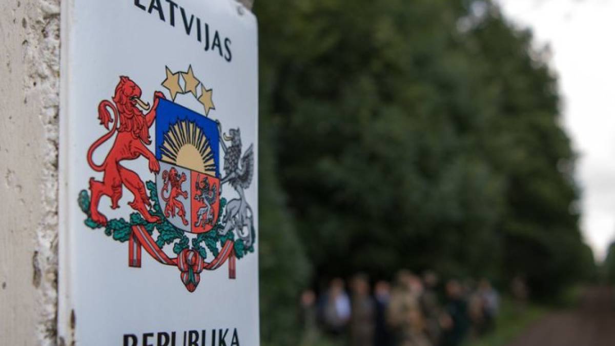 34-х громадян рф, які не виконали вимог міграційного закону, видворяють із Латвії