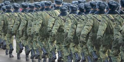 У Бердянську окупанти вербують молодь до армії рф