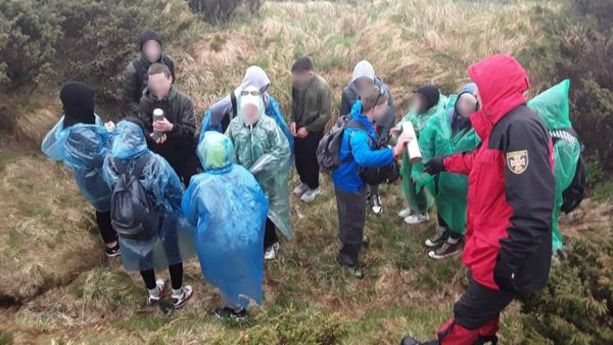 У Карпатах розшукали групу заблукалих школярів — ДСНС