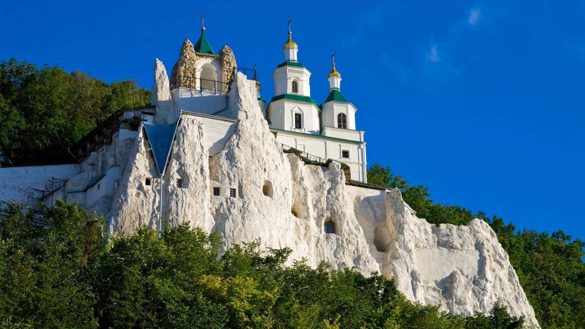 Церковне свято 31 травня: що зробити, щоб не захворіти і не втратити гроші