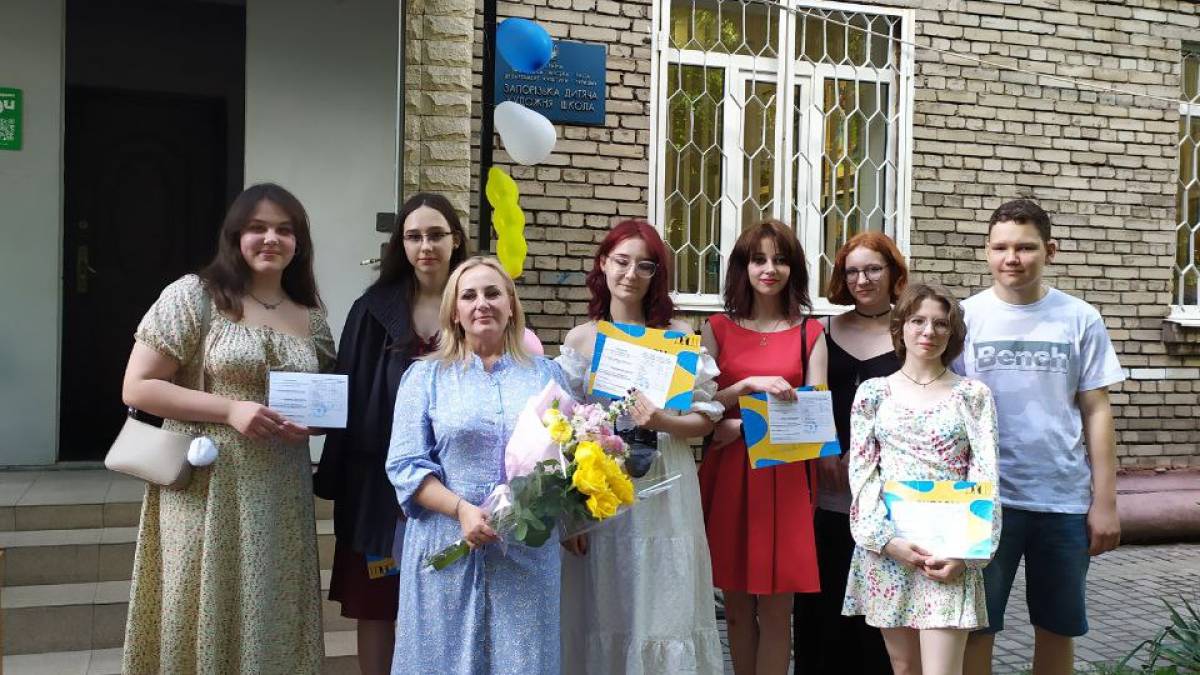 Випуск у художці: щасливої творчої долі вам, юні митці!