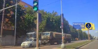 На Бердянськ рашисти відправили з Маріуполя техніку, призначену для бойових дій в Африці