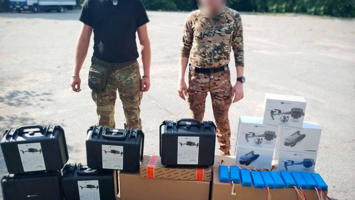 За тиждень запорізькі громади передали на фронт більше тисячі дронів